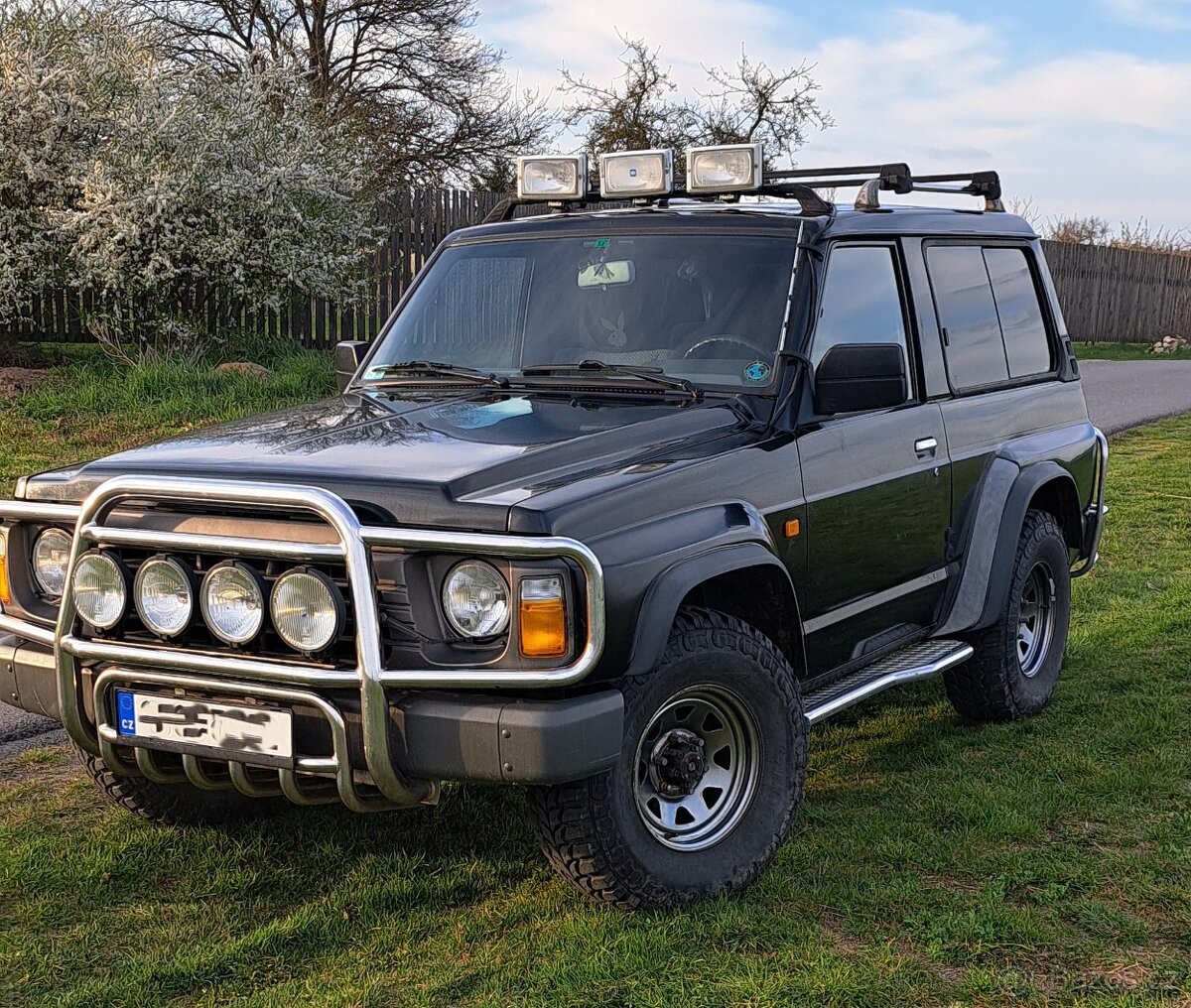 NISSAN PATROL Y60GR