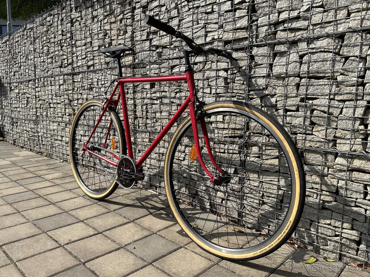 Retro kolo Favorit po kompletní renovaci