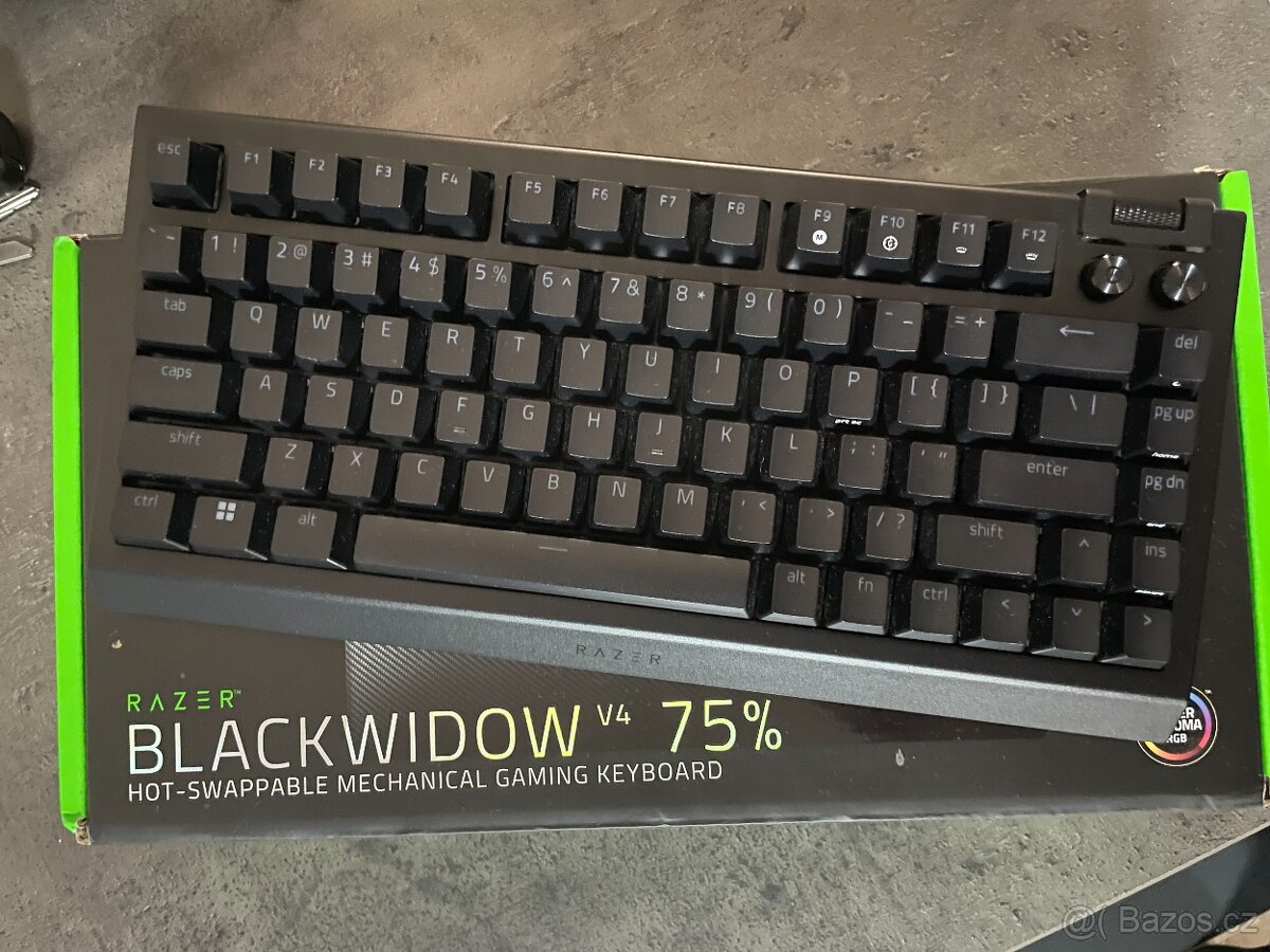 Razer BlackWidow V4 75% Hot-swappable