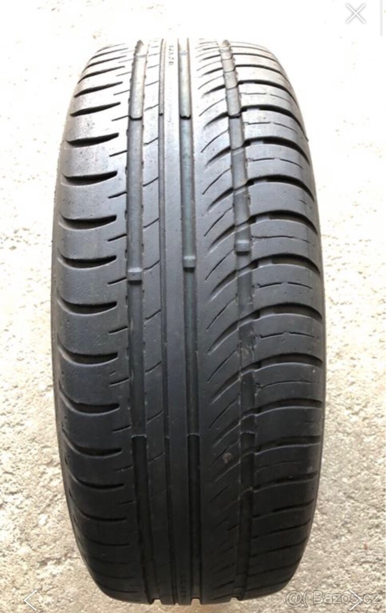 1ks 185/60/15 84T Nokian i3