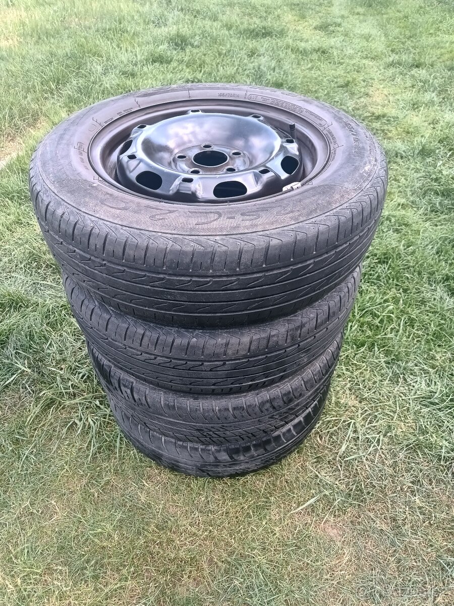 Pneu fabia 165/70 R14