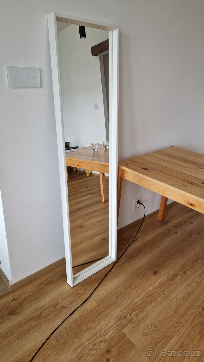 Zrcadlo Ikea