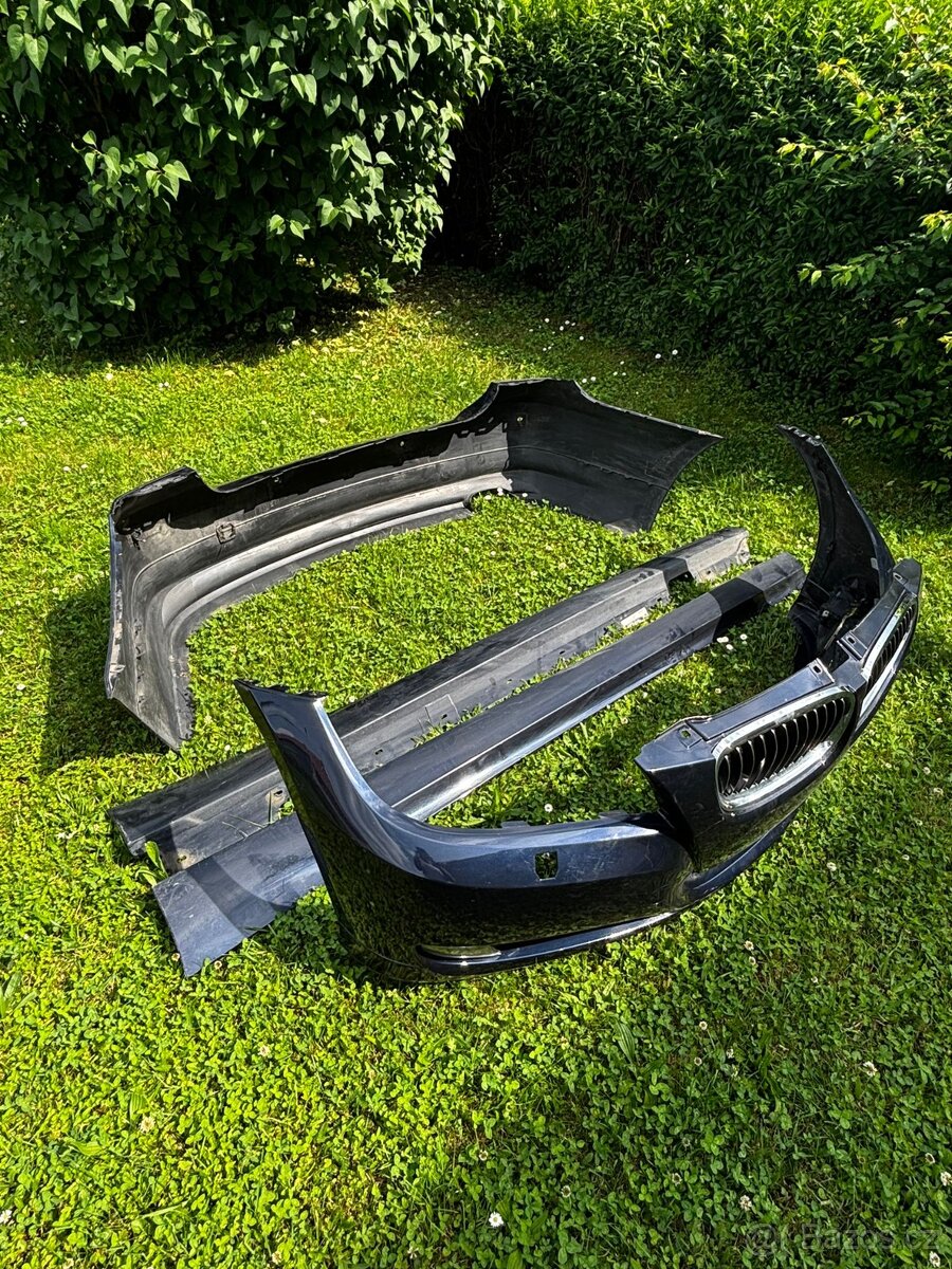 Set nárazňiku s prahama Bmw e90 Lci