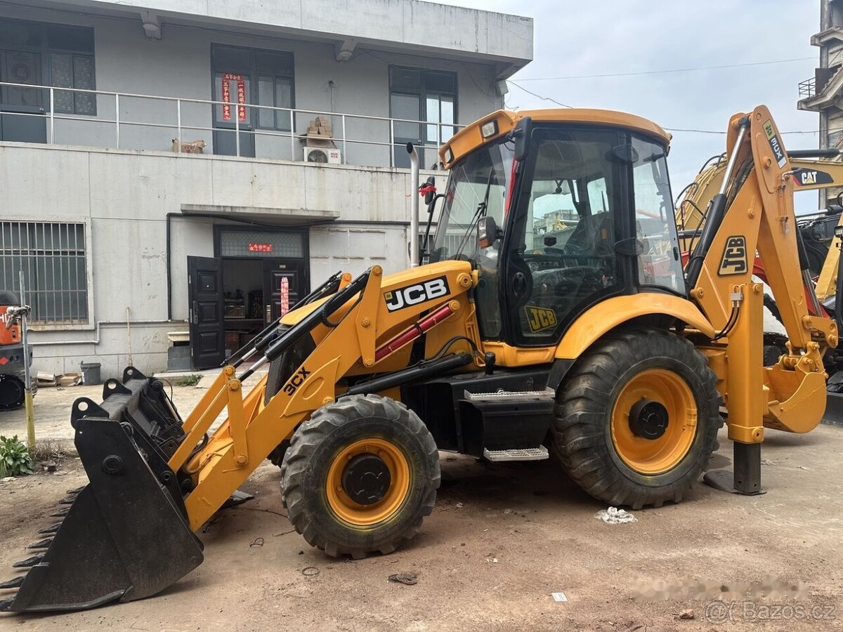Koupím traktorbarg typu JCB 3CX a podobné