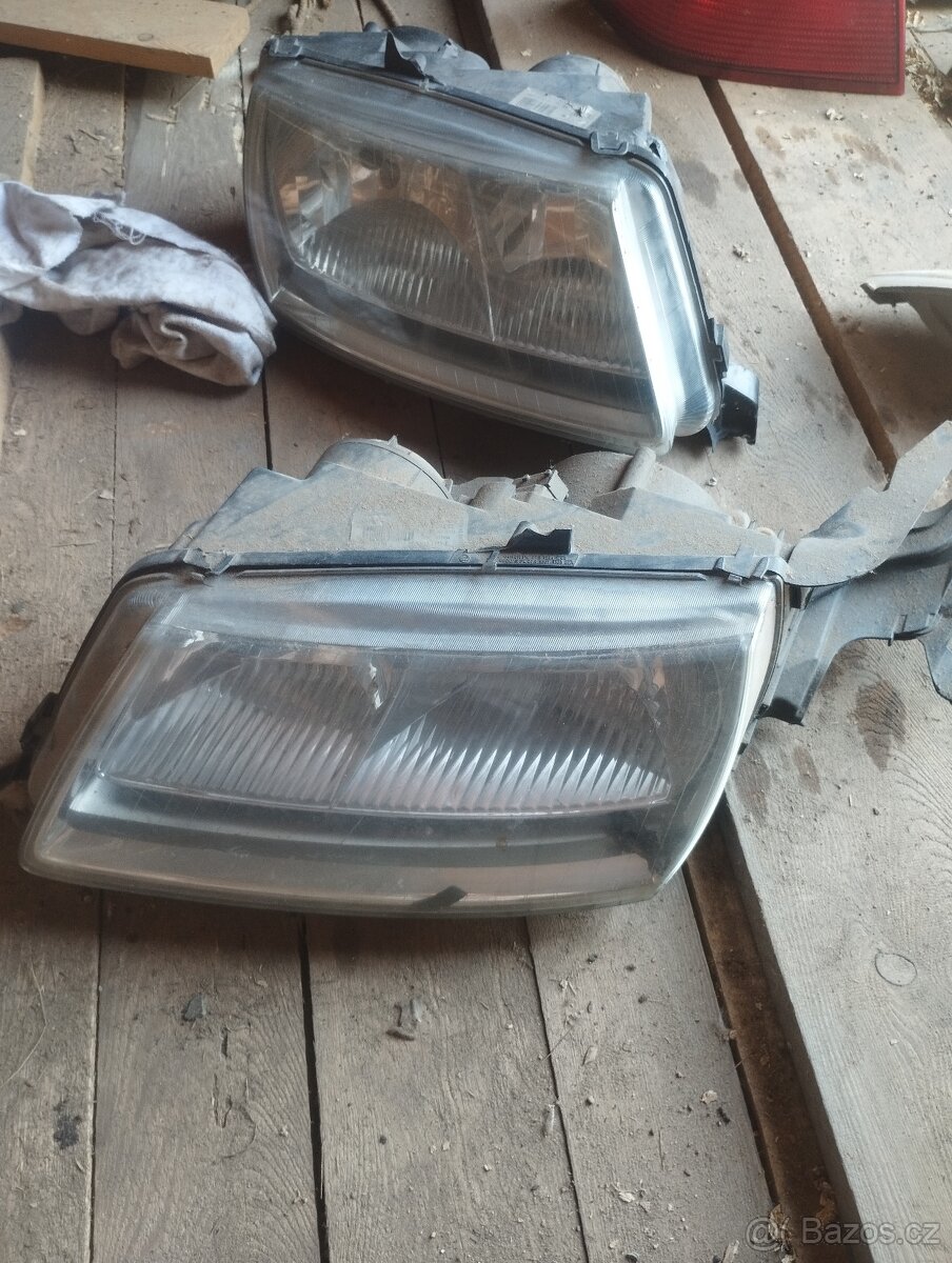 Přední lampy SAAB 9-5