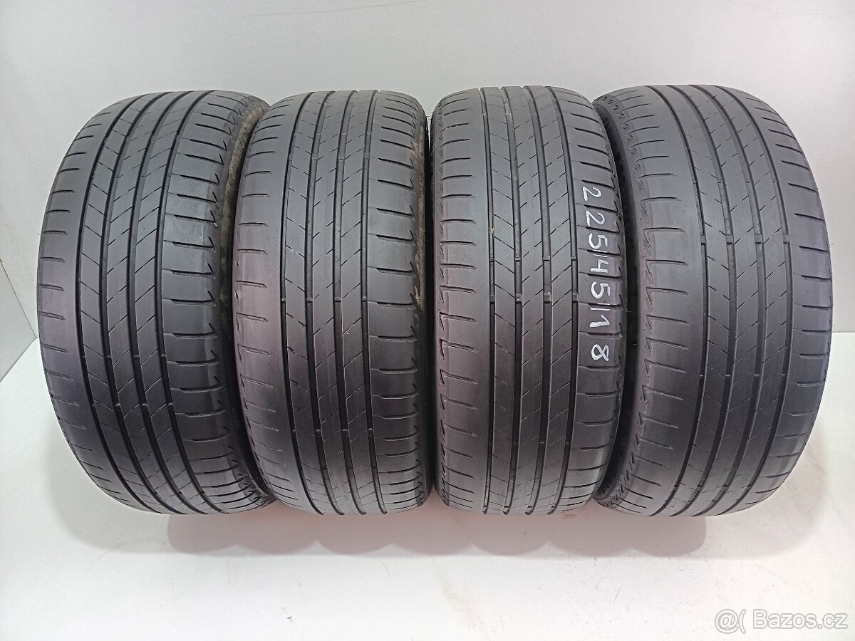 Letní pneu 225/45/18 Bridgestone