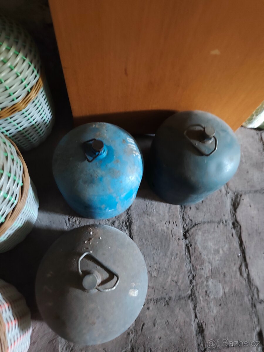 Propanbutanové láhve
