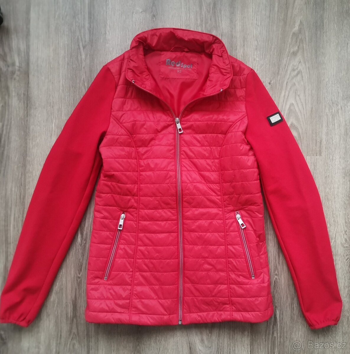 Červená sportovní bunda, mikina Red spot vel. XS
