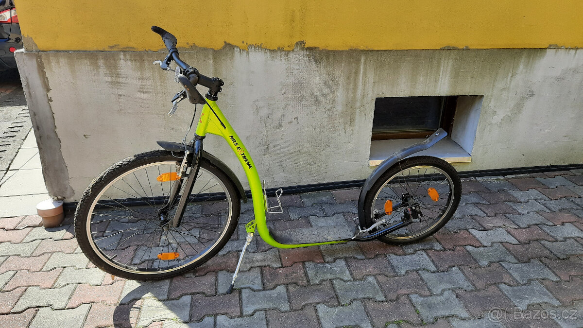 Koloběžka Nils Extreme WHS260