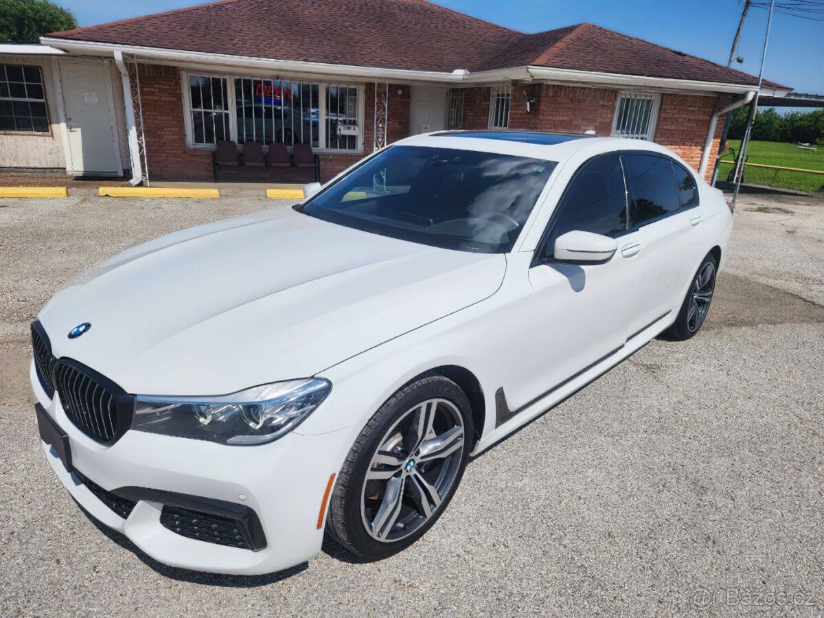 BMW 7 Series 740i 2019, automat, pohon zadních kol
