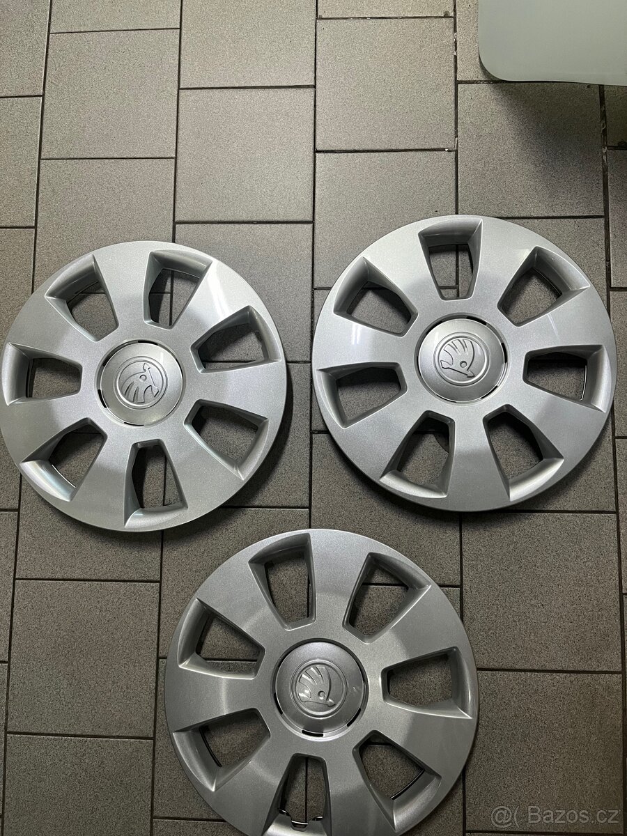 Poklice 14” 3 ks škoda