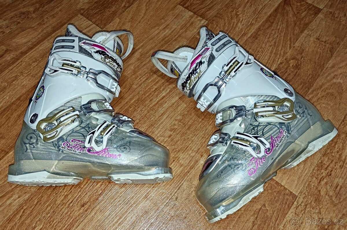 Lyžáky & Lyžařské boty NORDICA Fire Arrow F4 vel. 25,5cm