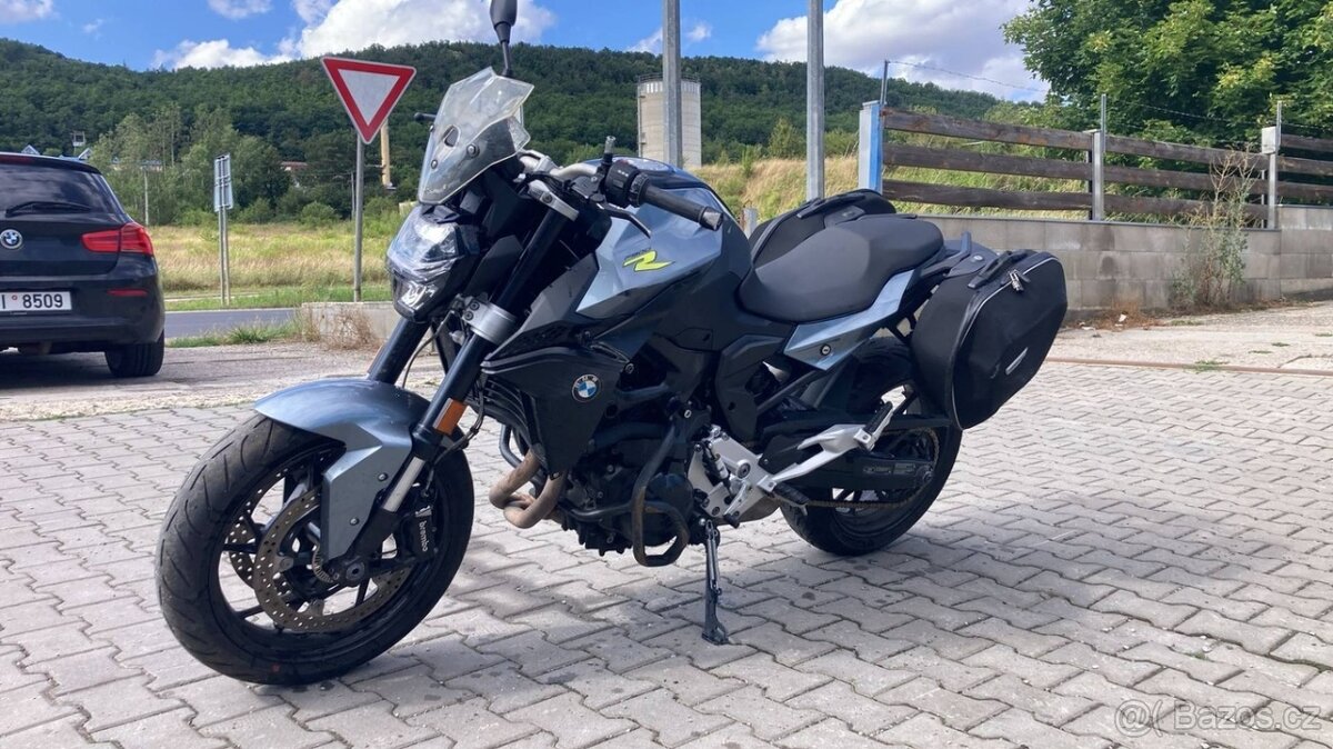 BMW F900R