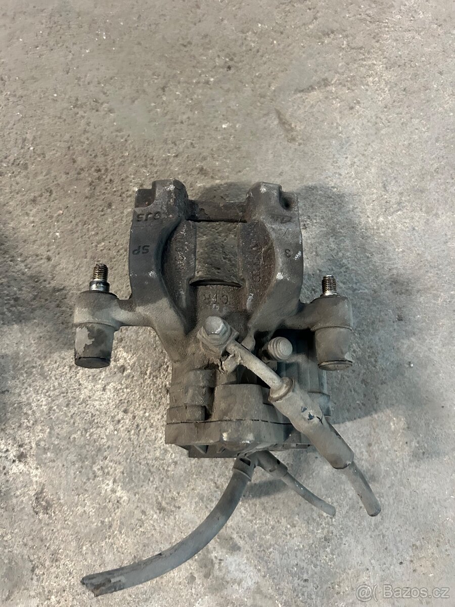 Zadní brzdové třmeny Superb 3