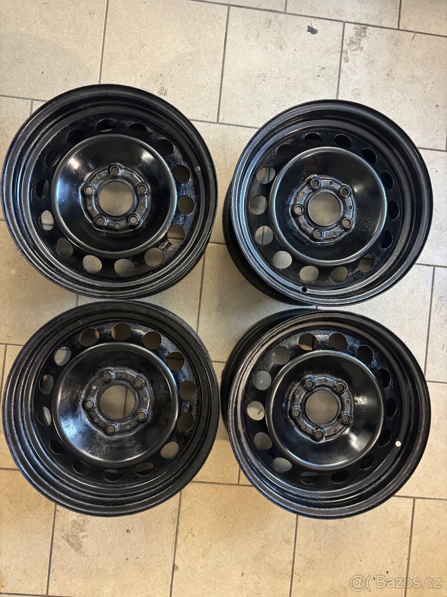 5x120 Plechové disky R16