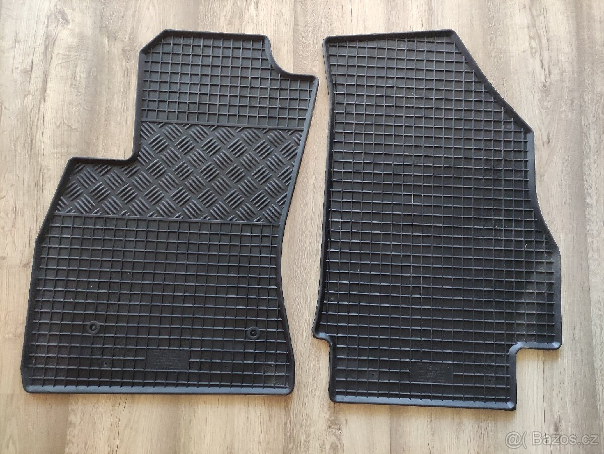 Gumové koberce nové fiat doblo II 2010-2021