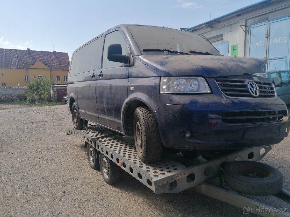 Vw Caravelle, 2.5Tdi, 96kw, r.v. 2004