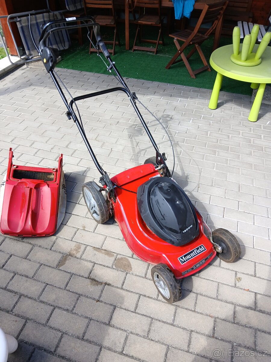 Sekačka s pojezdem. rotační elektrická