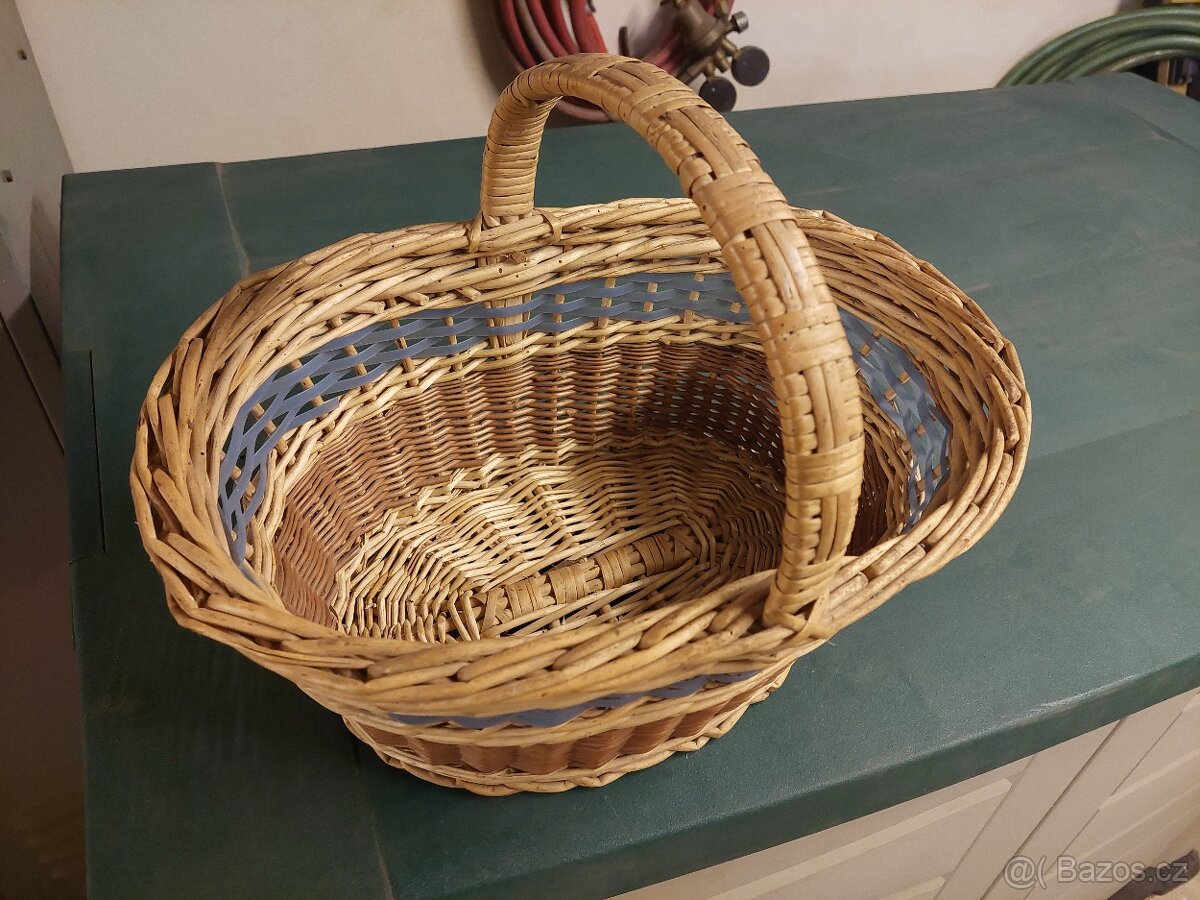 Proutěné košíky, koš na ovoce, na hříbky 7ks