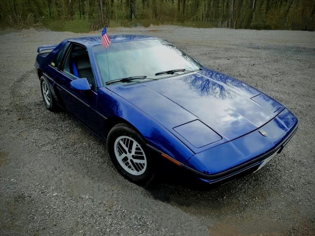 Pontiac Fiero custom