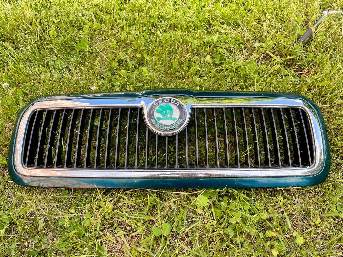 Maska na Octavii1 předfacelift