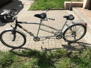 dvojkolo tandem
