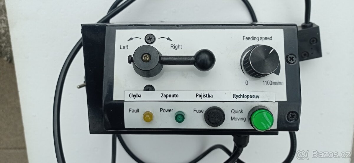 Elektrický strojní posuv podélný (osa X)