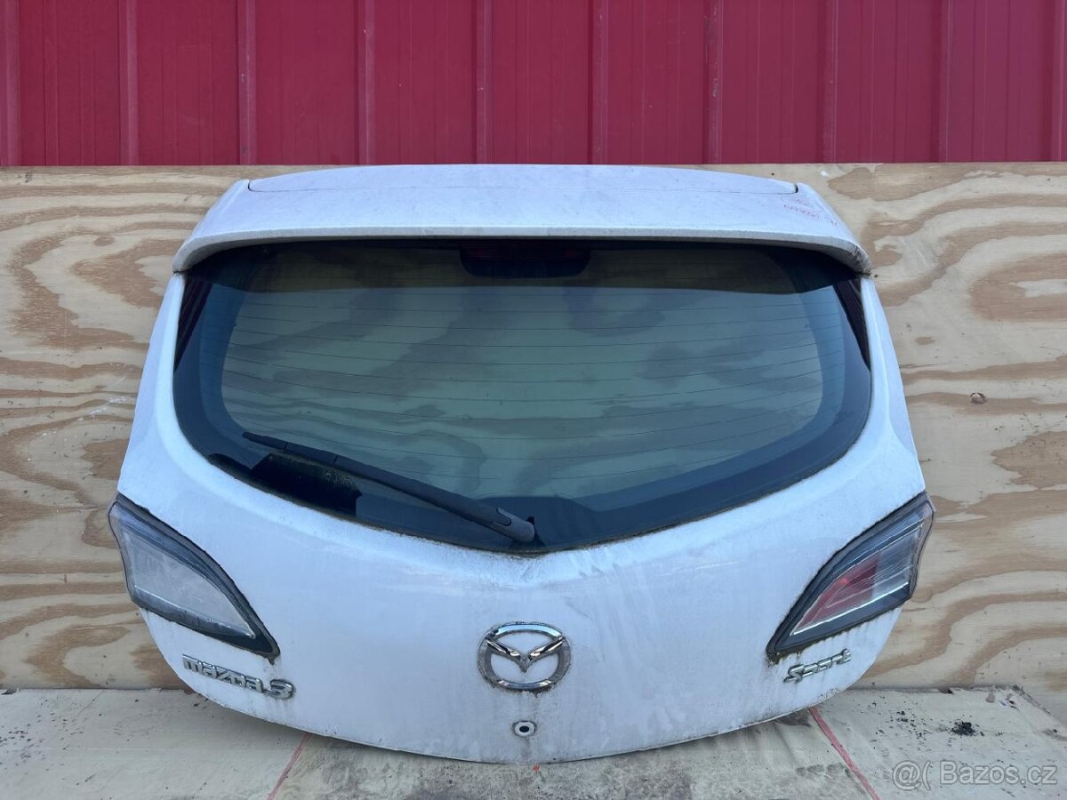 Páté dveře Mazda III BL