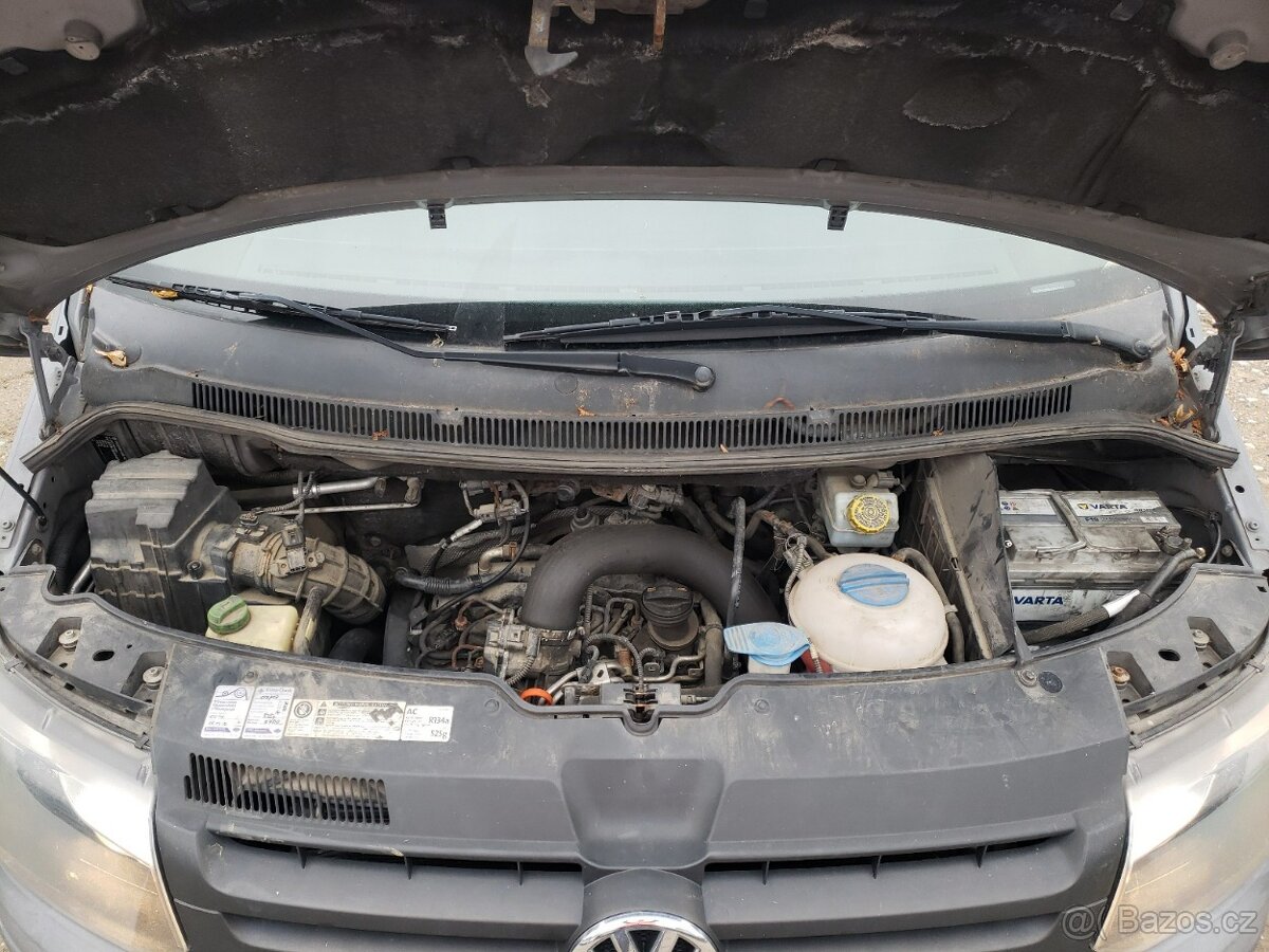 Naftový motor CAAC 2.0TDI 103KW VW Transporter T5 2011