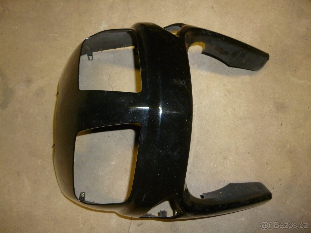 Yamaha Versity 300. Maska. rok 2006