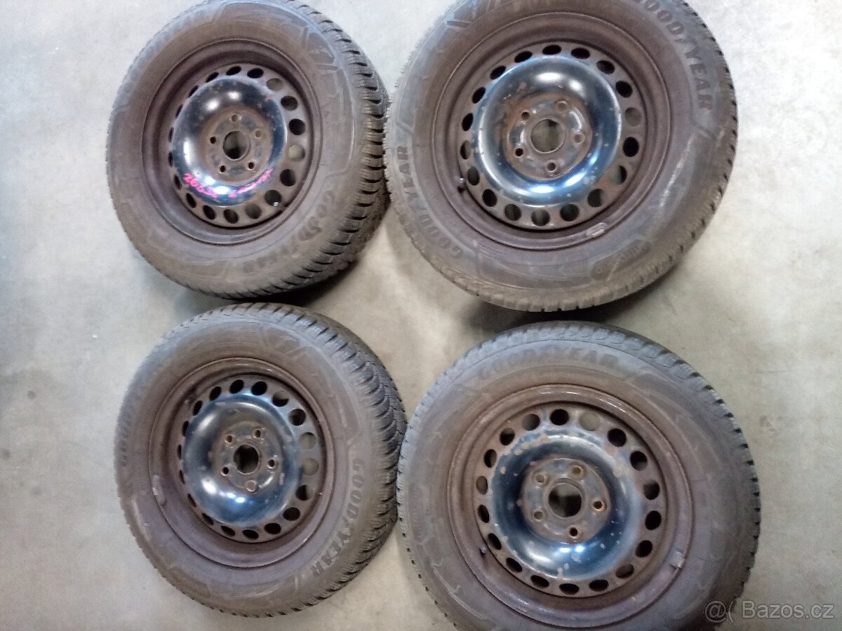 Sada kol 5x112, ET 47, R 15 vč. pneu 195/65 R 15