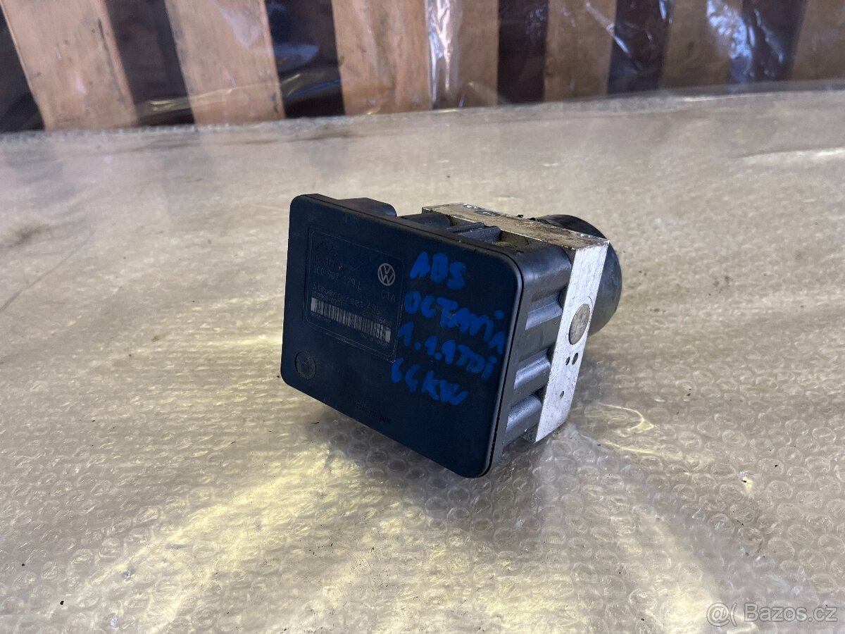 ŘÍDICÍ JEDNOTKA ABS 1J0614117G
