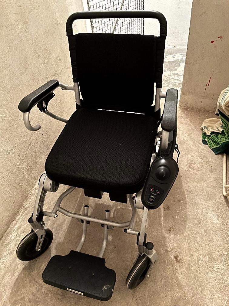 Elektrický invalidní vozík SELVO i4500