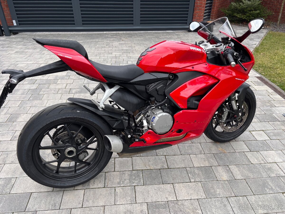 Ducati Panigale V2