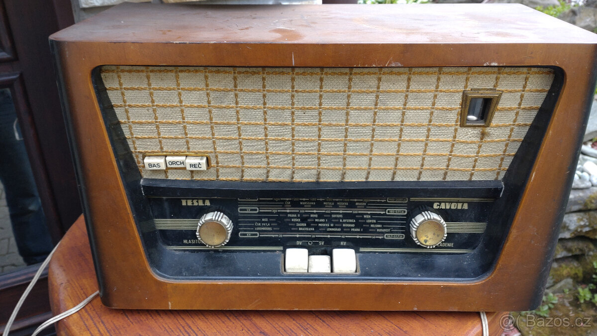 rádio tesla 424 A