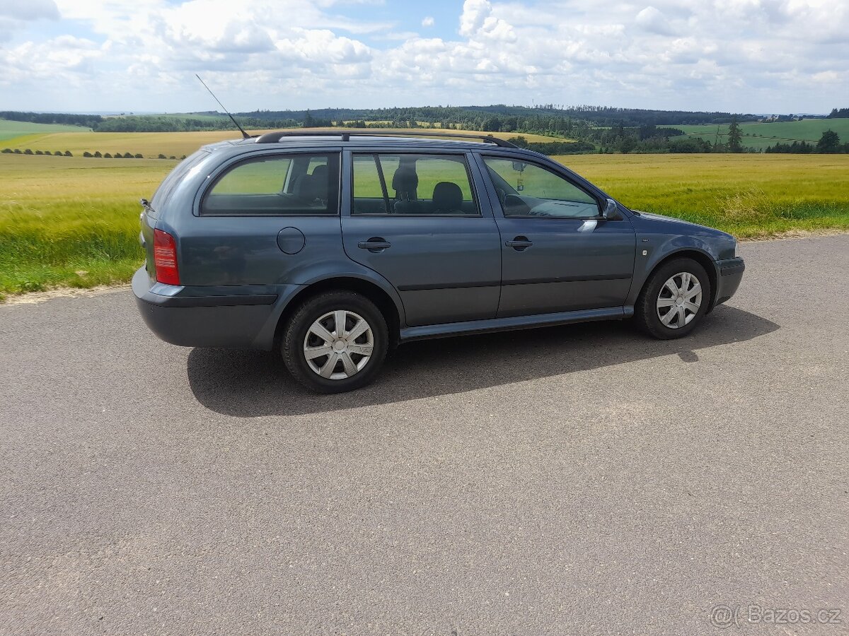 Škoda octavia 1