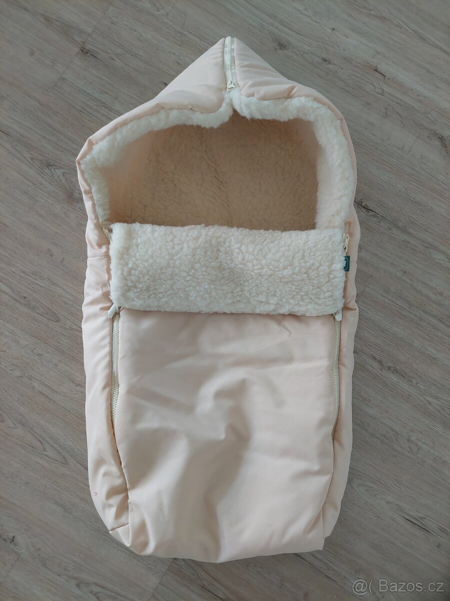 Prodám dětský fusak s ovčí vlnou