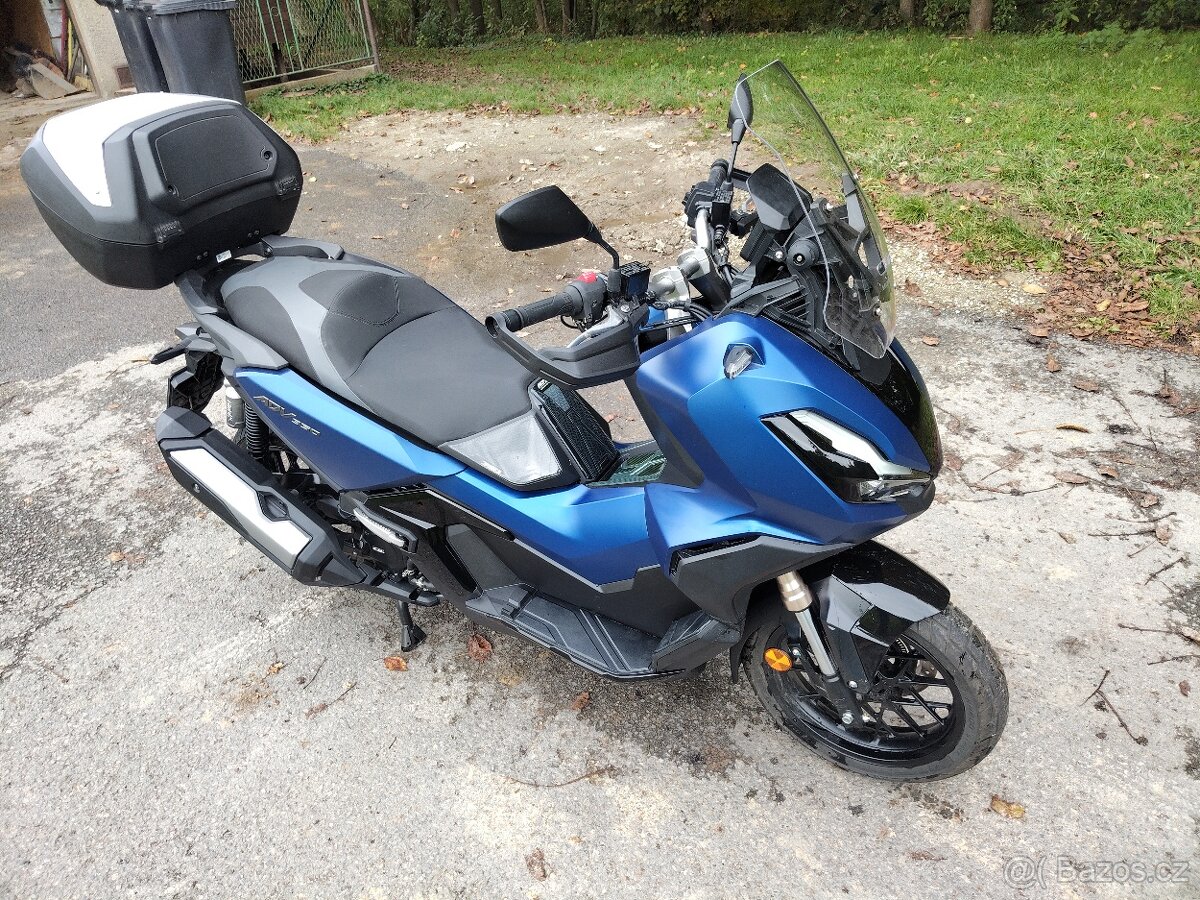 Honda Adv 350