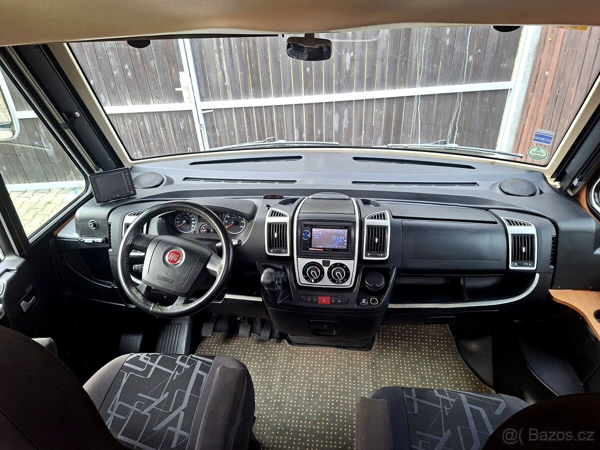 Obytné auto, karavan