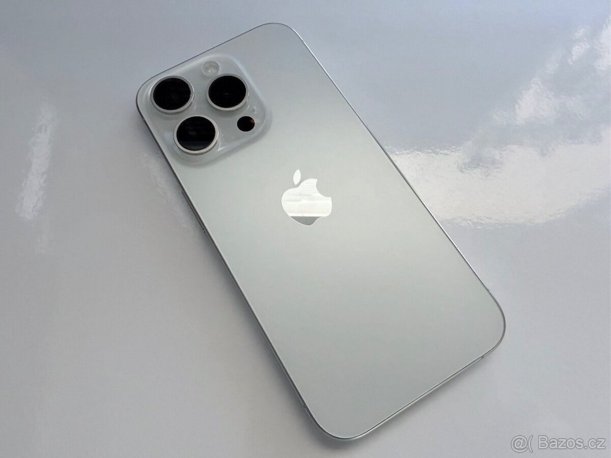 Prodám iPhone 15 pro 256 GB – TOP stav💎