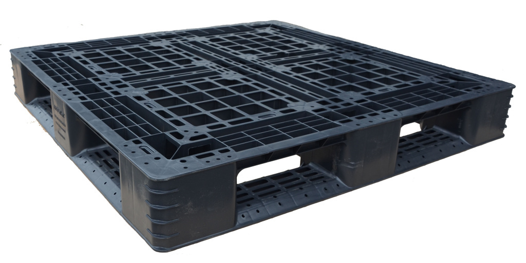 PVC Paleta - na uskladnění dřeva, pro stavu dřevníku, Vsetín