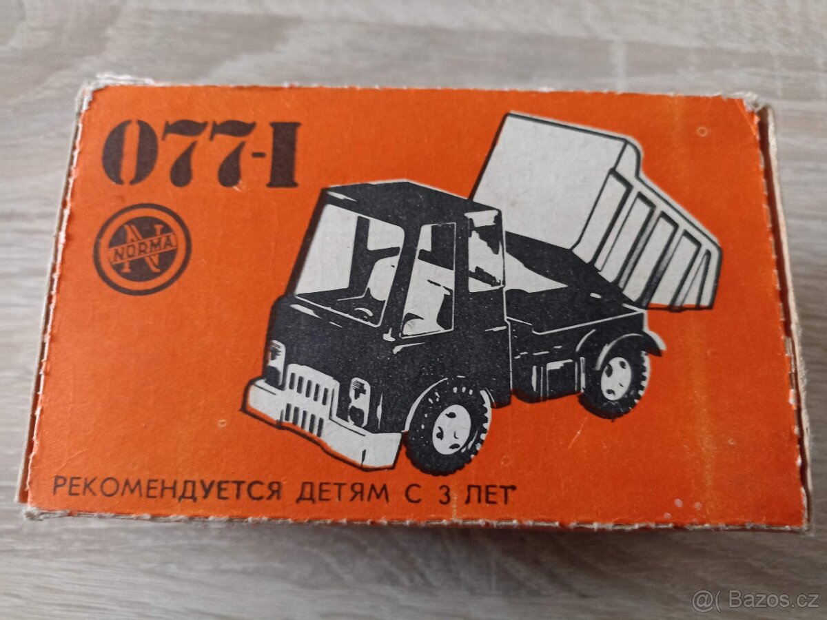 Retro Sklápěčka nepoužitá-orig.krabička 80 léta