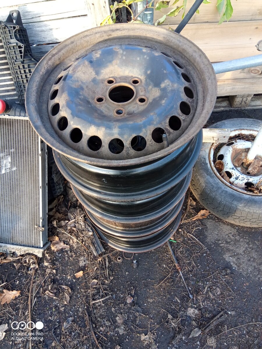 Ford S-Max 2006-2014 sada plechových disků