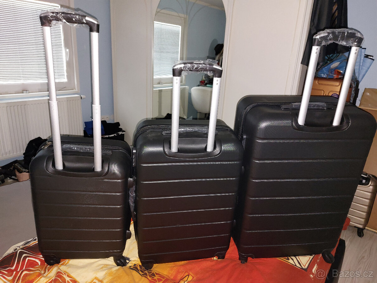 Cestovní PLASTOVÉ ABS kufry/ kufr-Set 3v1 CENA 2249KČ VŠE