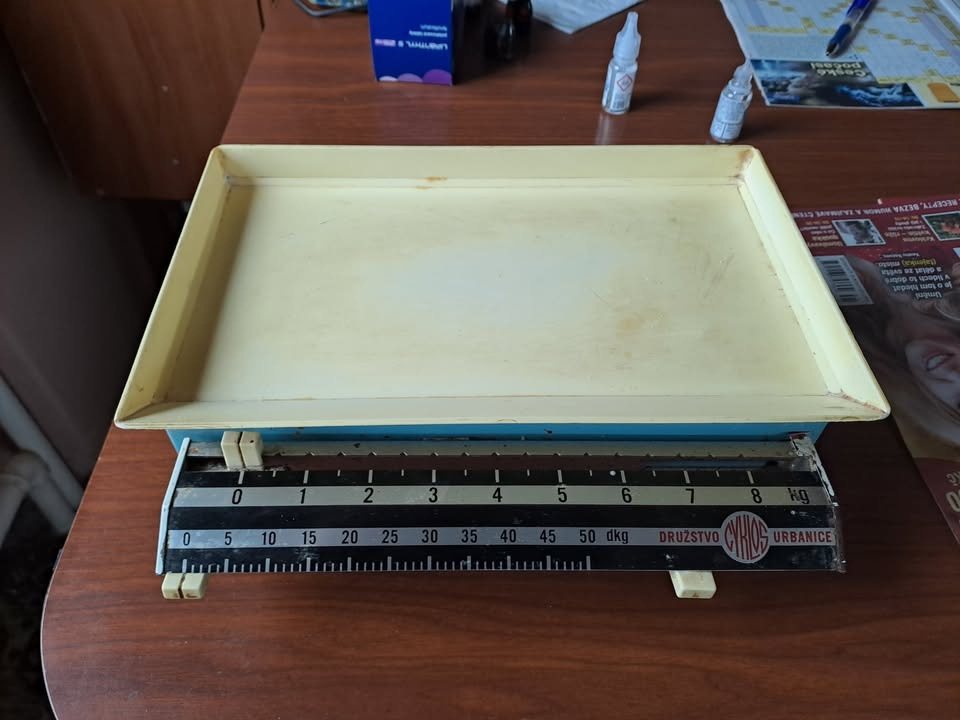 Stará kuchyňská váha