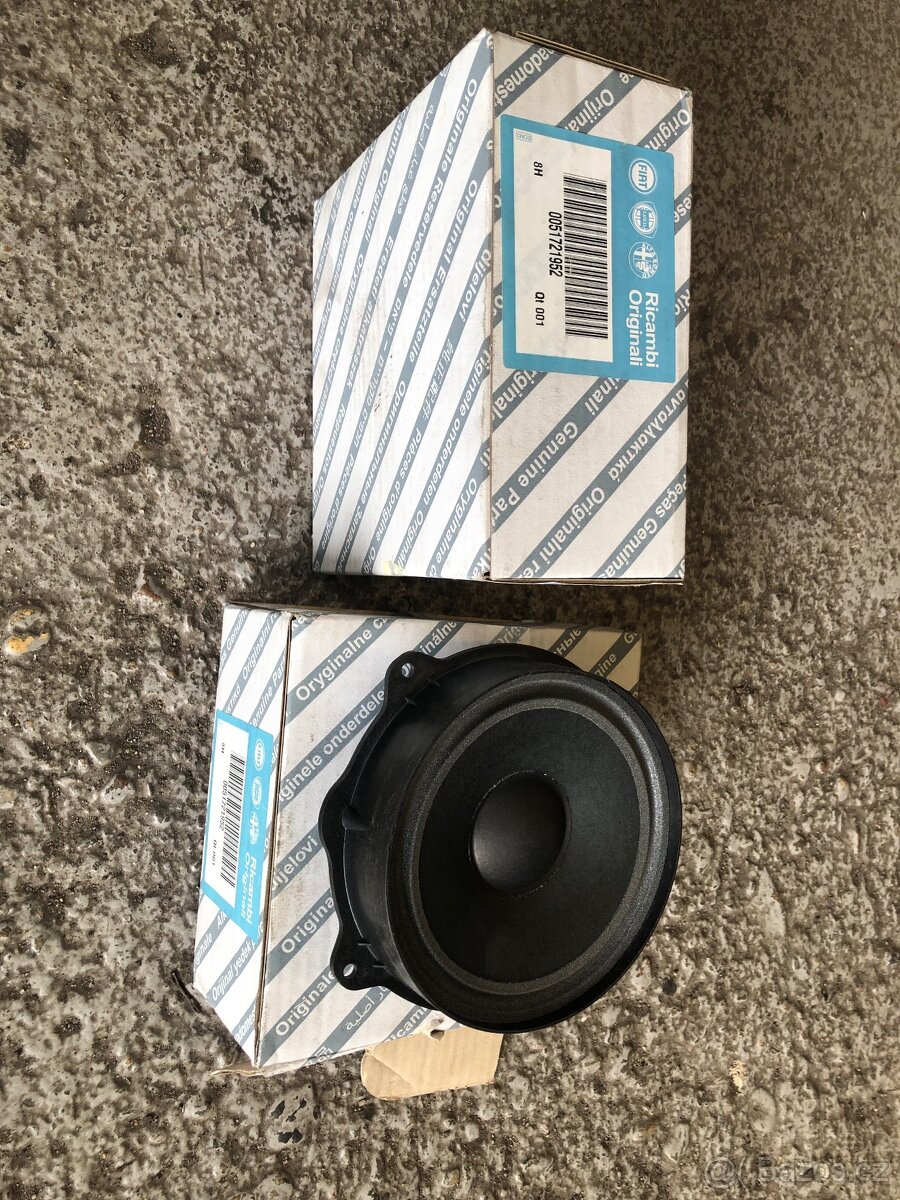 Alfa Romeo 147 GT reproduktory