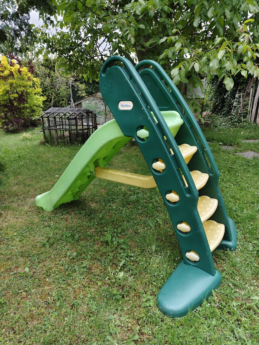 Dětská klouzačka skluzavka