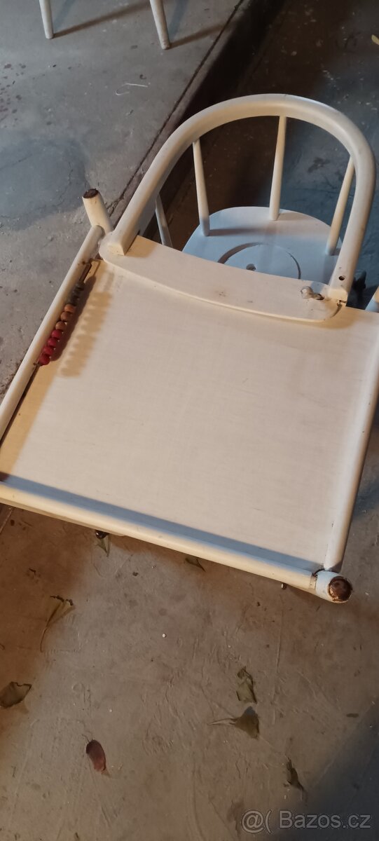 detská jídelní židlička