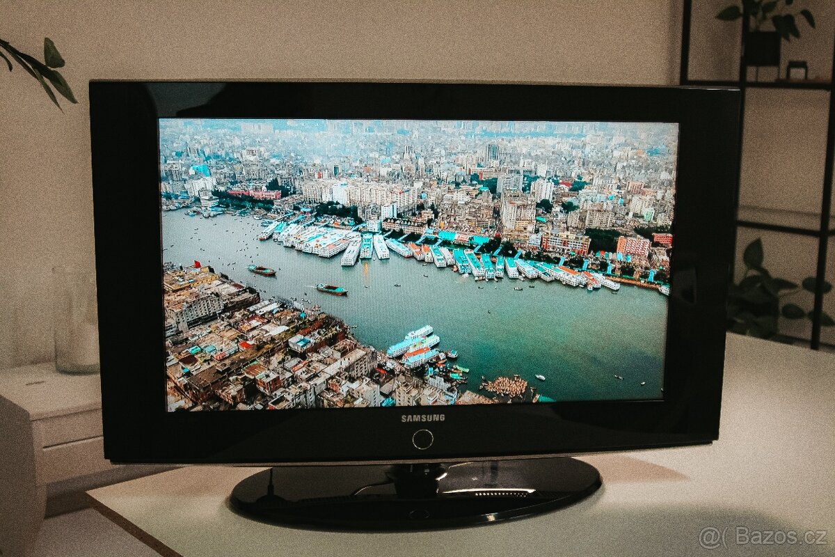 32" LCD TV Samsung LE32S86BD (81 cm) – HDMI