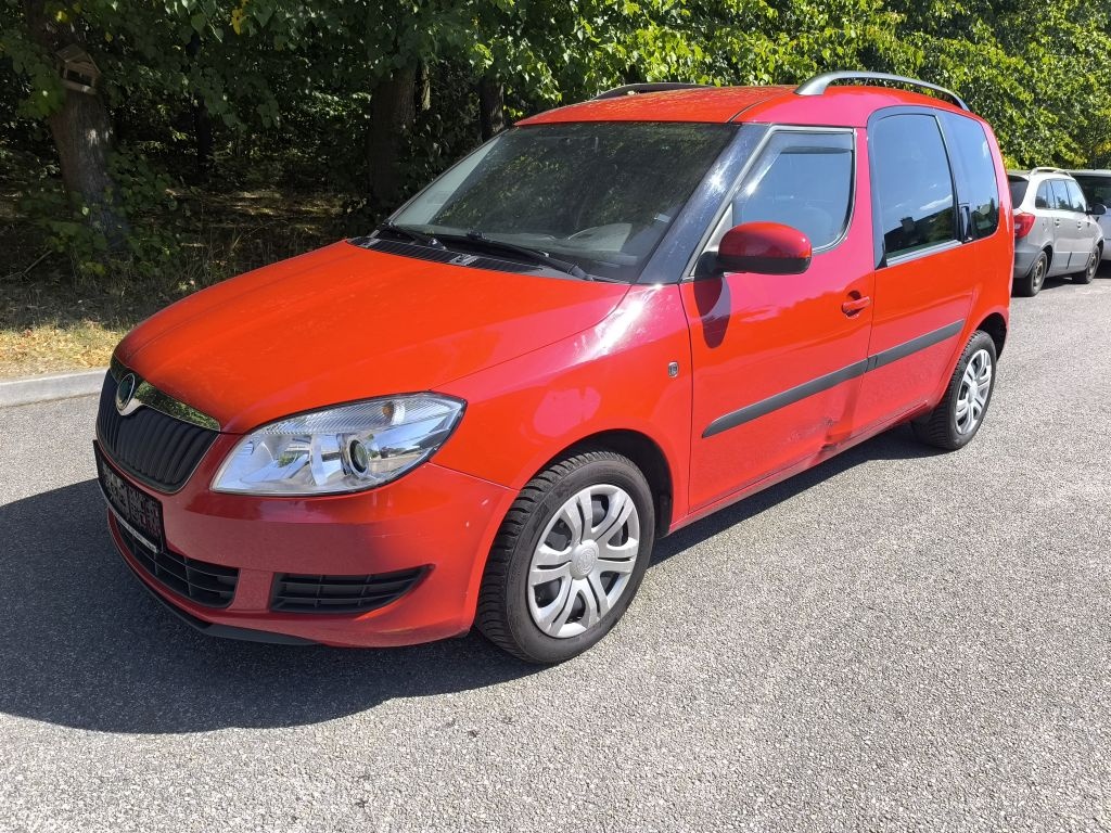 ŠKODA ROOMSTER 1,2 TSI Style Plus